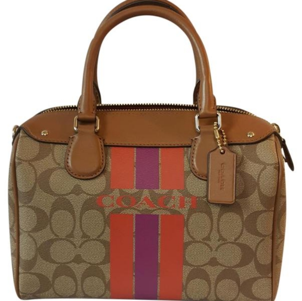 SOLD/ Beautifully used Coach hand bag